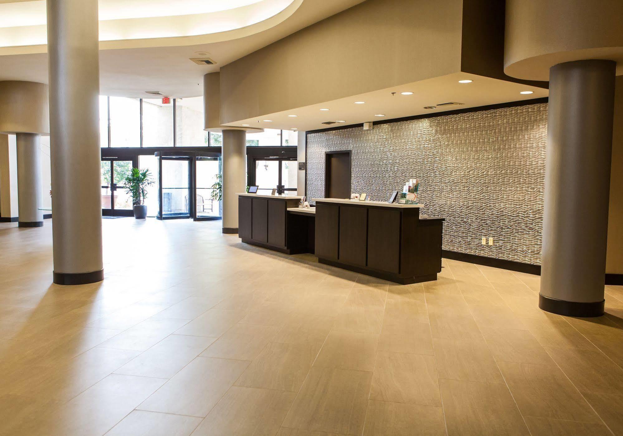 Delta Hotels By Marriott Ontario Airport Exterior photo